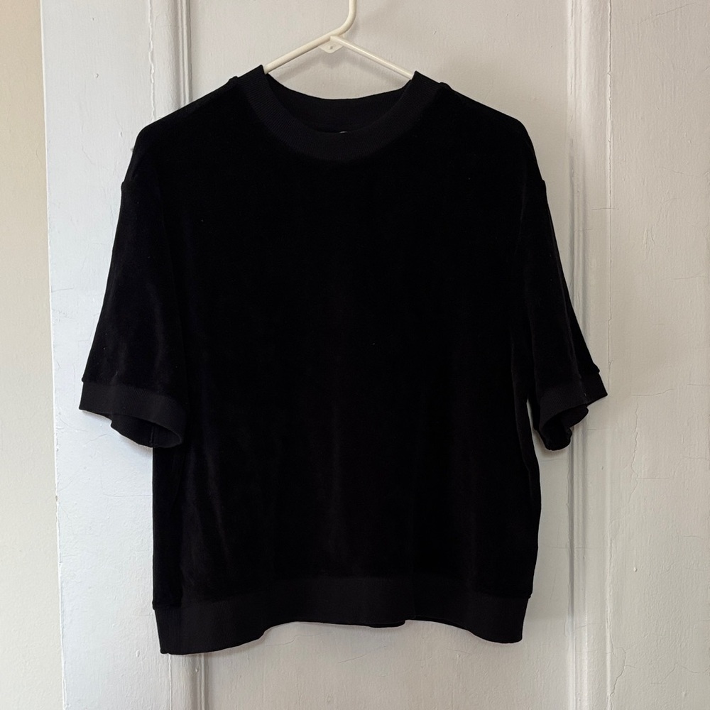 Pact organic cotton velour Black Ribbed Collar Tee women’s large (like new)